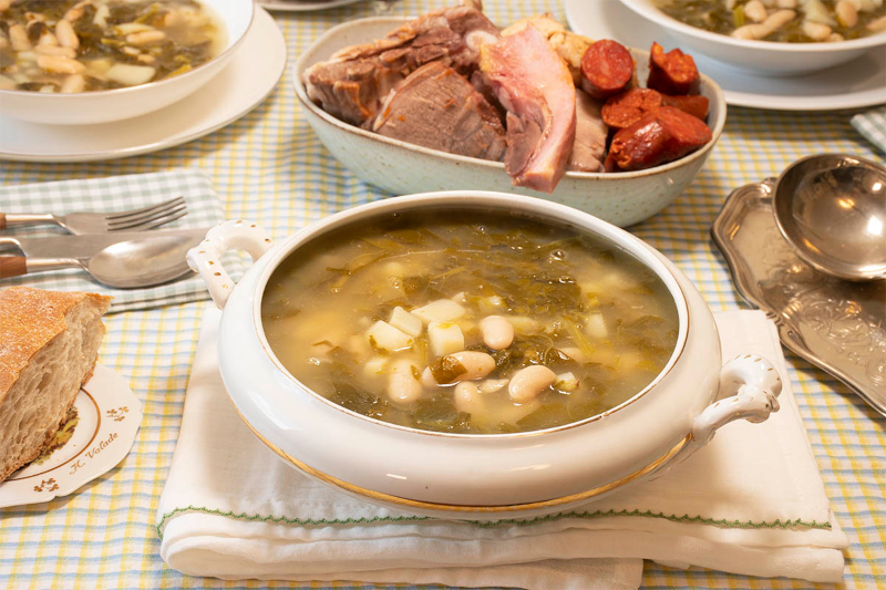 caldo gallego a casa da botica samos lugo